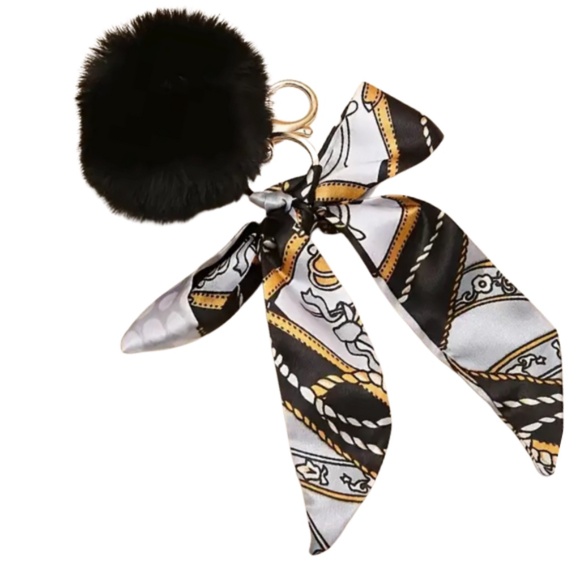 KEY FOB/ KEY CHAIN - EASY TO DECORATE YOUR PURSE - CHAIN CLIPS ON - BRAND NEW - Picture 2 of 4